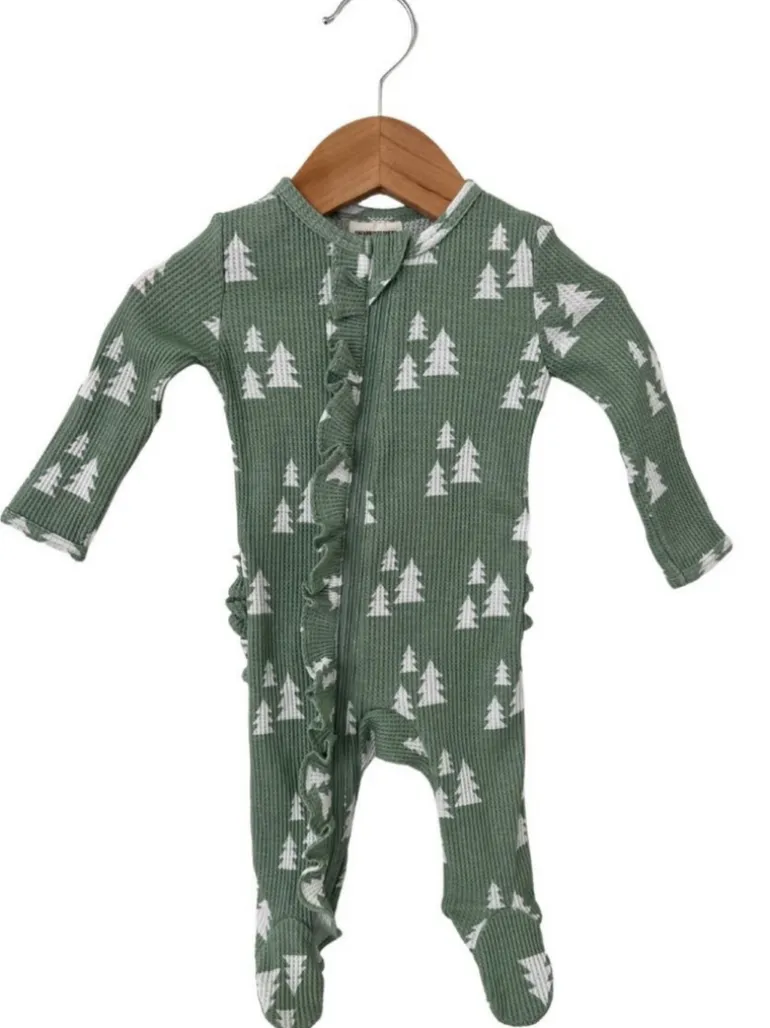Organic Waffle Ruffle Zip Footie, Alpine Trees