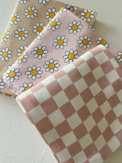 Strawberry Shortcake Checkerboard / Organic Swaddle